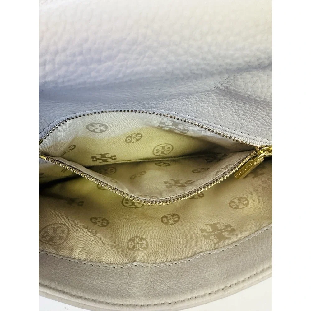Tory Burch Amanda Logo Gray‎ Crossbody Clutch Gold Chain Flap Magnetic Closure